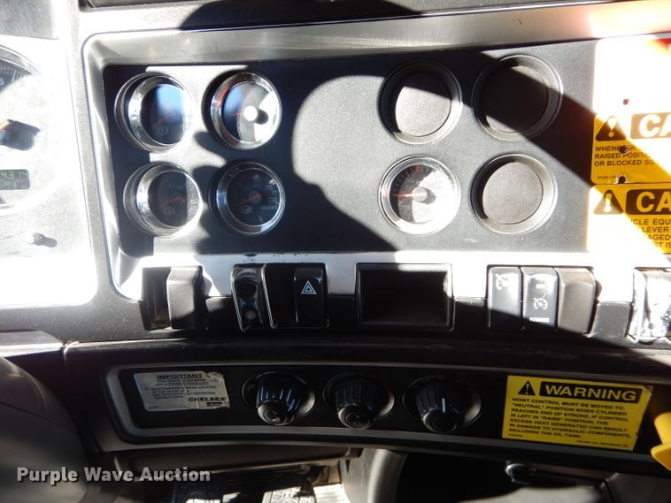 image for item DI8360 2007 Kenworth T800  dump truck