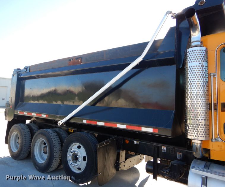 image for item DI8360 2007 Kenworth T800  dump truck