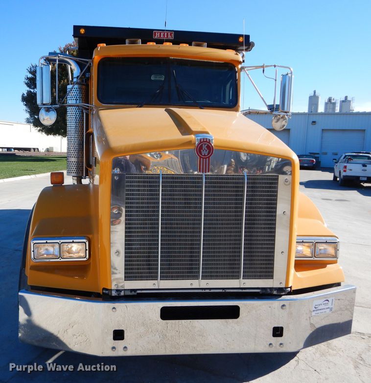 image for item DI8360 2007 Kenworth T800  dump truck