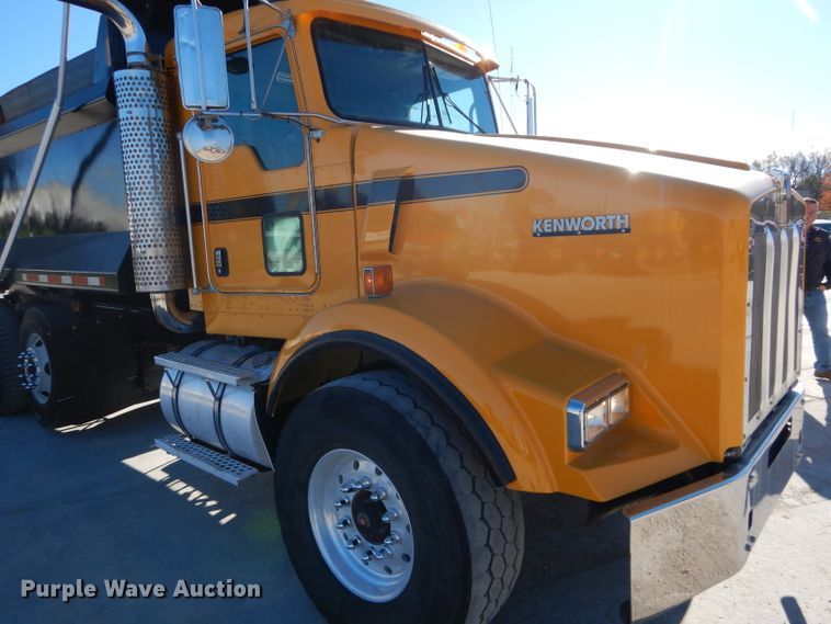 image for item DI8360 2007 Kenworth T800  dump truck