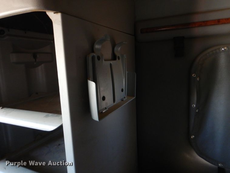 image for item DJ0753 2010 Peterbilt 387  semi truck