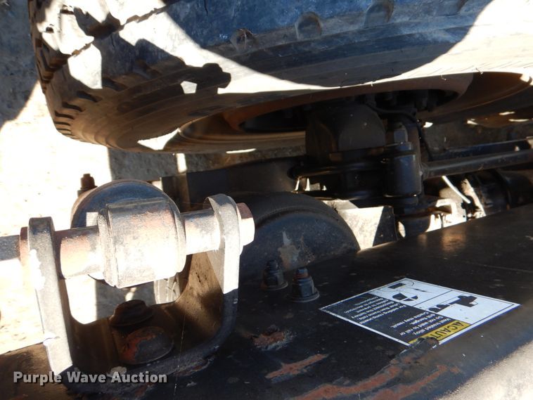 image for item DJ0753 2010 Peterbilt 387  semi truck