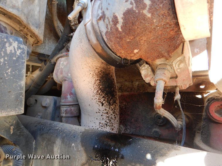 image for item DJ0753 2010 Peterbilt 387  semi truck