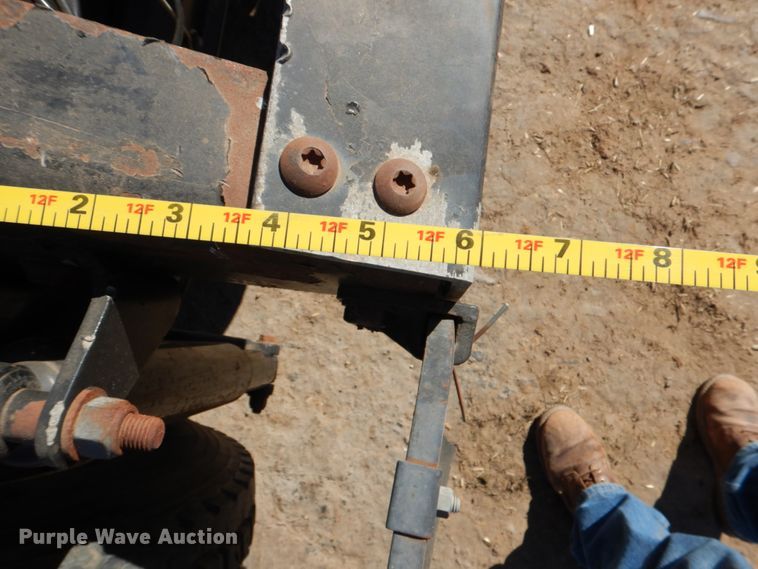 image for item DJ0753 2010 Peterbilt 387  semi truck