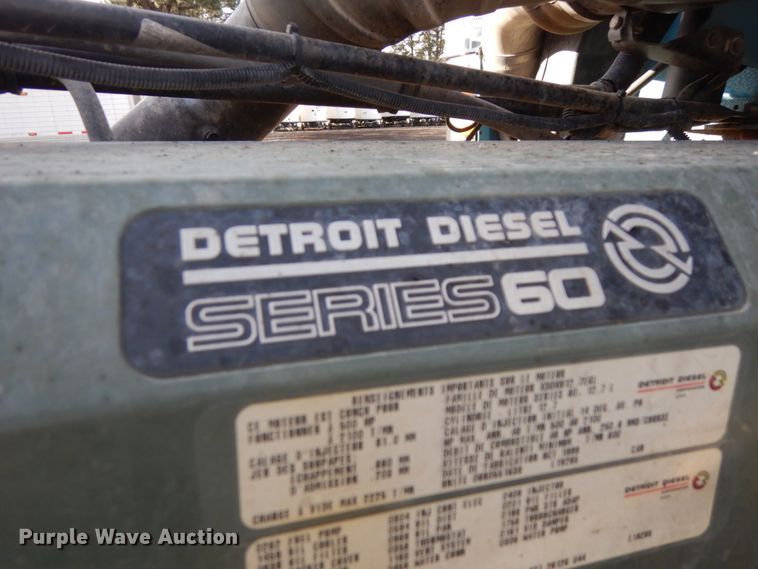 image for item DJ5817 2000 Freightliner FLD120 Classic XL  semi truck