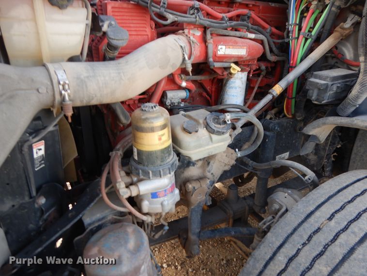 image for item DJ5818 2012 Freightliner Cascadia 125  semi truck