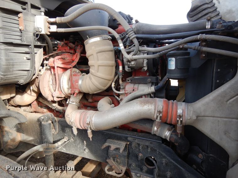 image for item DJ5818 2012 Freightliner Cascadia 125  semi truck