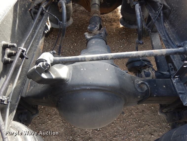 image for item DJ5818 2012 Freightliner Cascadia 125  semi truck