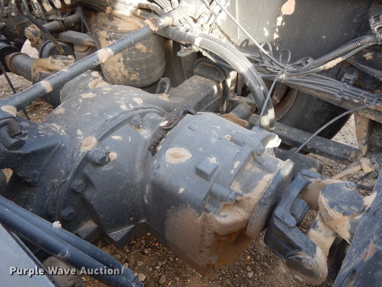 image for item DJ5818 2012 Freightliner Cascadia 125  semi truck