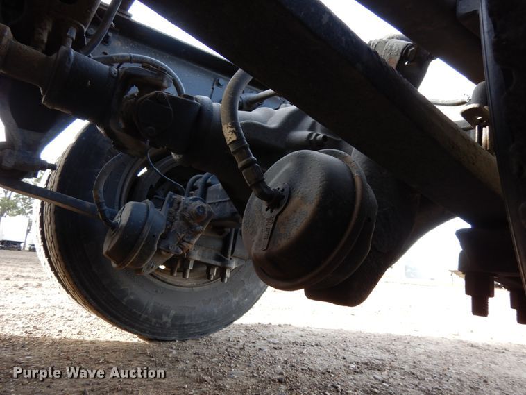 image for item DJ5818 2012 Freightliner Cascadia 125  semi truck