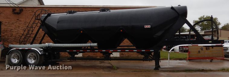 image for item DJ6666 2018 Nexa TP pneumatic dry bulk trailer