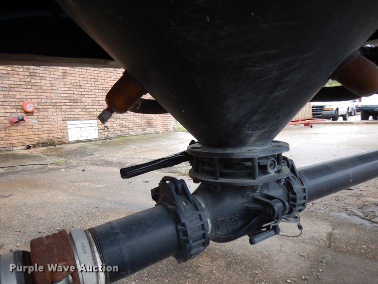 image for item DJ6666 2018 Nexa TP pneumatic dry bulk trailer