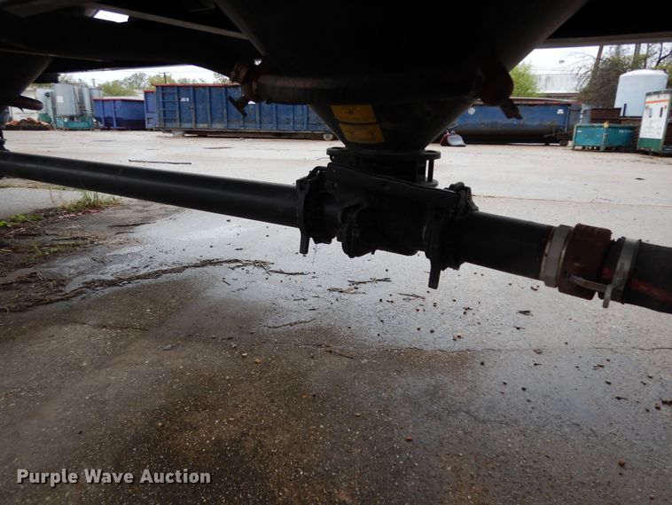 image for item DJ6666 2018 Nexa TP pneumatic dry bulk trailer