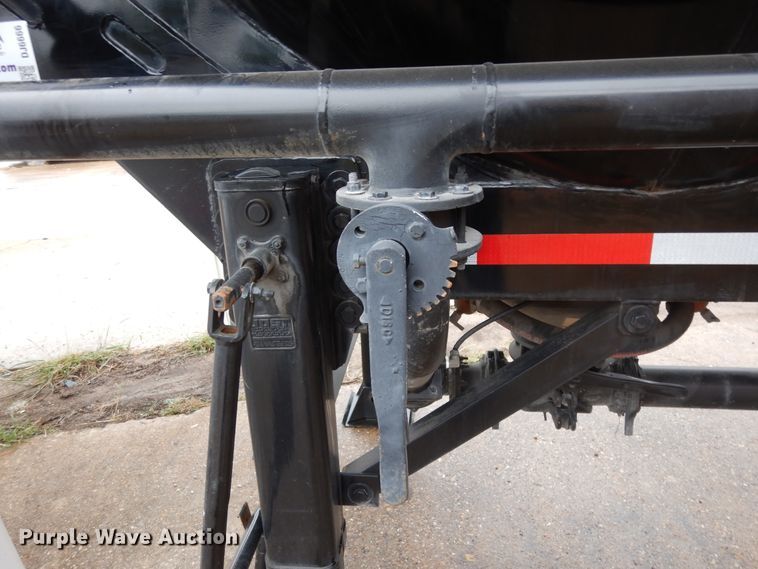 image for item DJ6666 2018 Nexa TP pneumatic dry bulk trailer