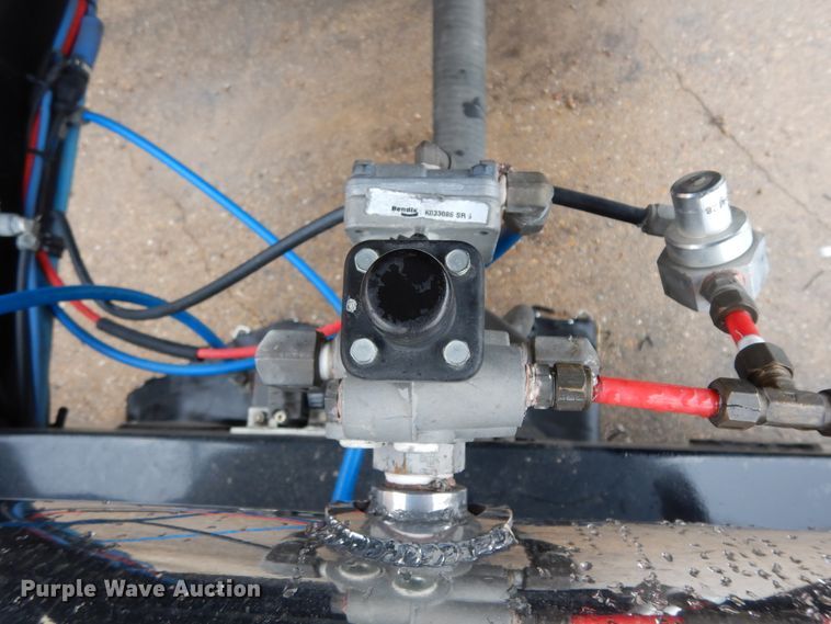 image for item DJ6666 2018 Nexa TP pneumatic dry bulk trailer