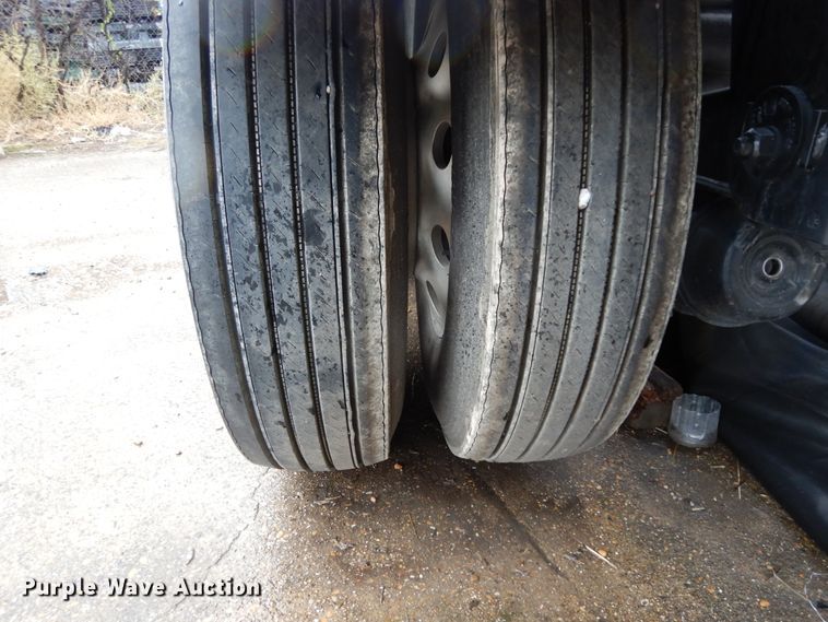 image for item DJ6666 2018 Nexa TP pneumatic dry bulk trailer