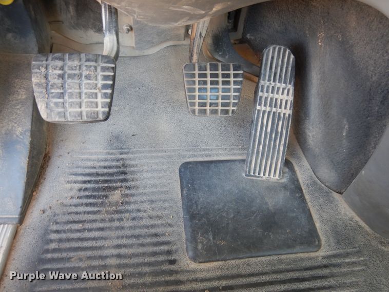 image for item DJ6678 2007 Freightliner Columbia  semi truck