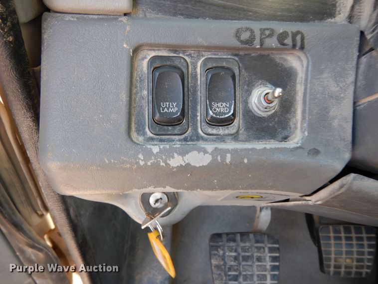 image for item DJ6678 2007 Freightliner Columbia  semi truck