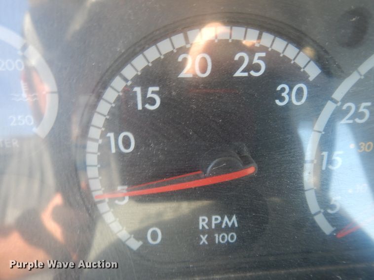 image for item DJ6678 2007 Freightliner Columbia  semi truck