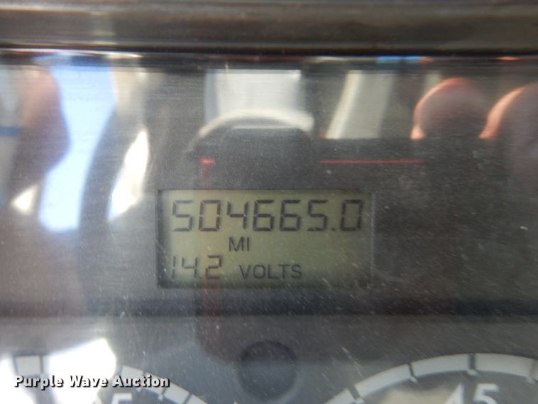 image for item DJ6679 2006 Freightliner Columbia  semi truck