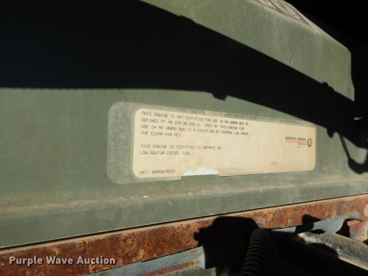 image for item DJ6679 2006 Freightliner Columbia  semi truck