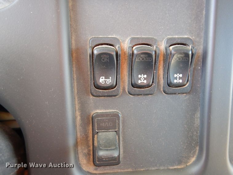 image for item DJ6680 2007 Freightliner Business Class M2  dump truck