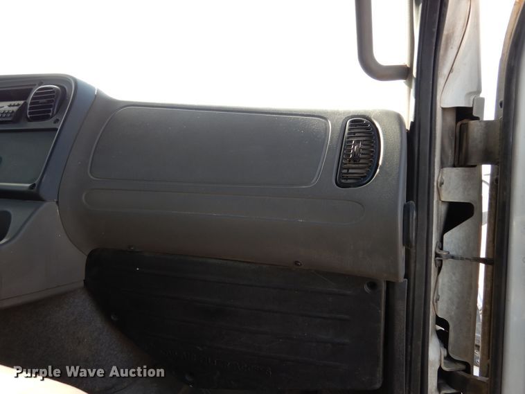 image for item DJ6680 2007 Freightliner Business Class M2  dump truck