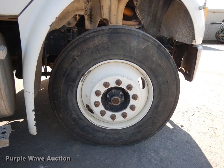 image for item DJ6680 2007 Freightliner Business Class M2  dump truck