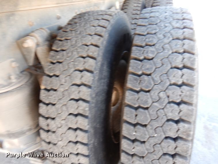 image for item DJ6680 2007 Freightliner Business Class M2  dump truck