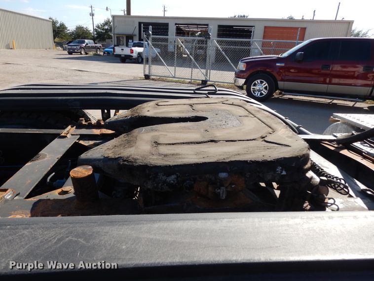 image for item DJ6681 2006 Freightliner Columbia  semi truck