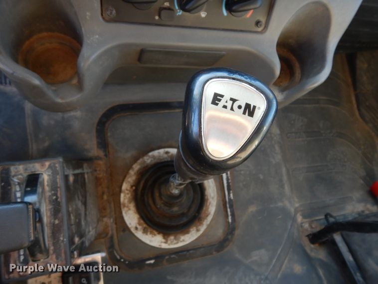 image for item DJ6683 2006 Freightliner Business Class M2  dump truck