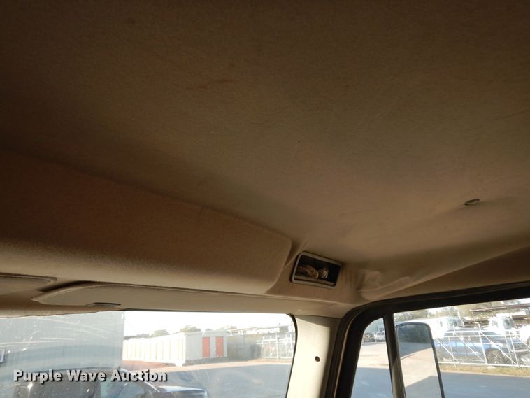 image for item DJ6683 2006 Freightliner Business Class M2  dump truck