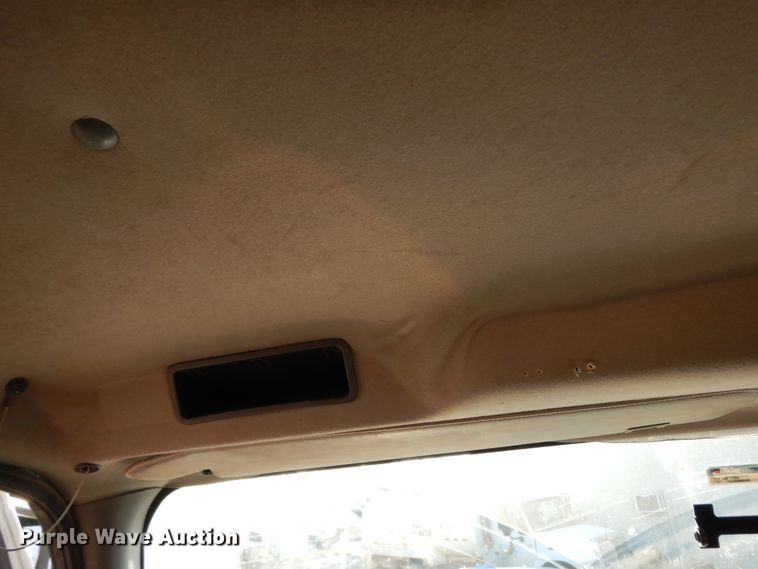 image for item DJ6683 2006 Freightliner Business Class M2  dump truck