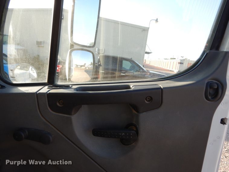 image for item DJ6683 2006 Freightliner Business Class M2  dump truck