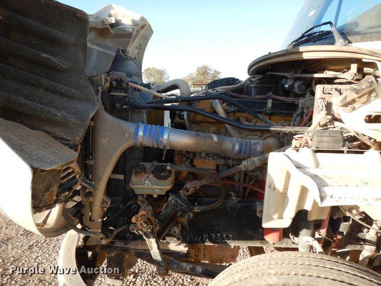 image for item DJ6683 2006 Freightliner Business Class M2  dump truck