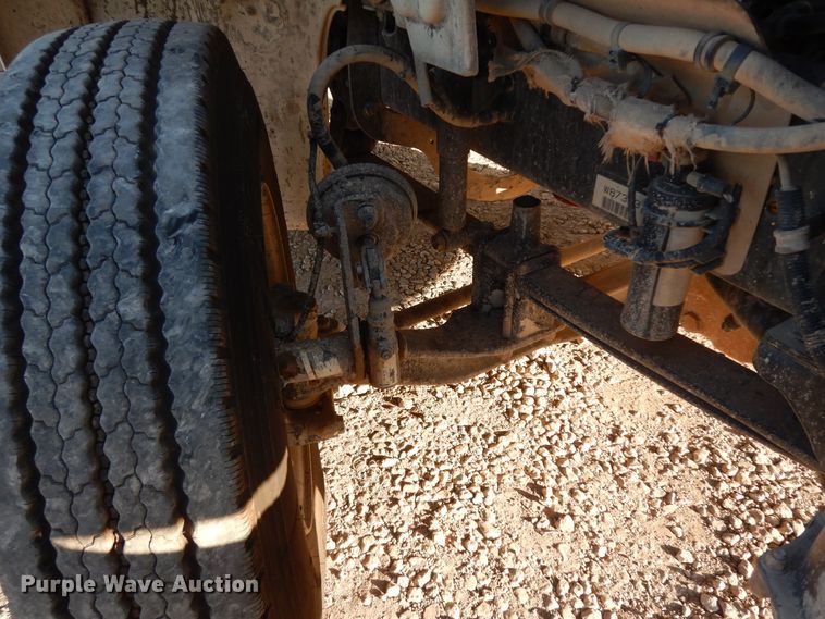 image for item DJ6683 2006 Freightliner Business Class M2  dump truck