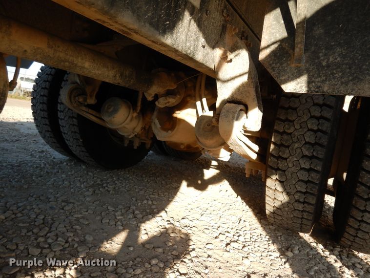 image for item DJ6683 2006 Freightliner Business Class M2  dump truck