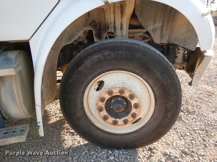 image for item DJ6683 2006 Freightliner Business Class M2  dump truck