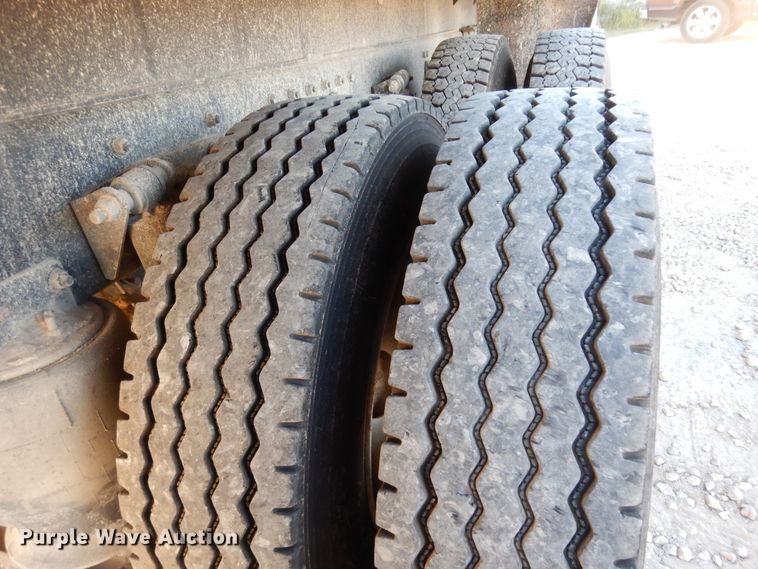 image for item DJ6683 2006 Freightliner Business Class M2  dump truck