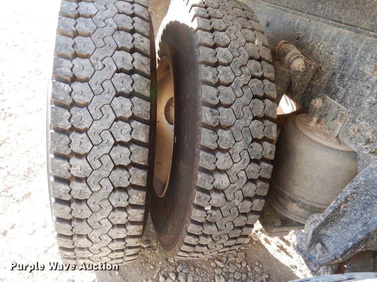 image for item DJ6683 2006 Freightliner Business Class M2  dump truck