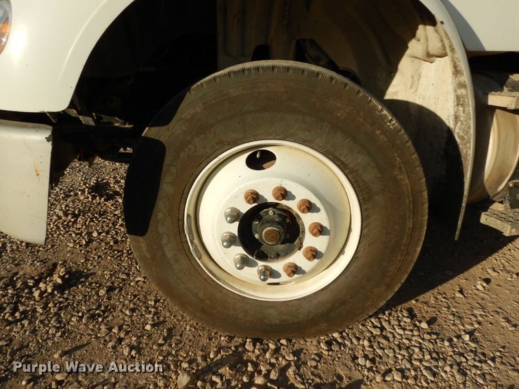 image for item DJ6683 2006 Freightliner Business Class M2  dump truck