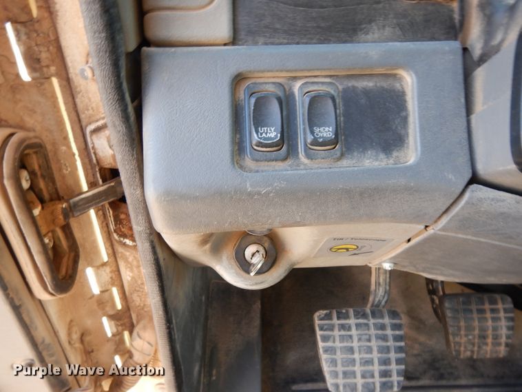 image for item DJ6684 2006 Freightliner Columbia  semi truck