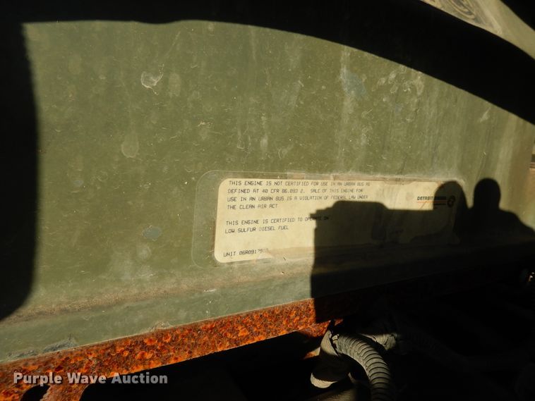 image for item DJ6684 2006 Freightliner Columbia  semi truck