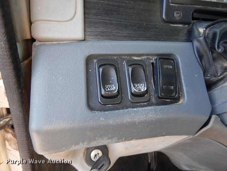 image for item DJ6685 2007 Freightliner Columbia  semi truck