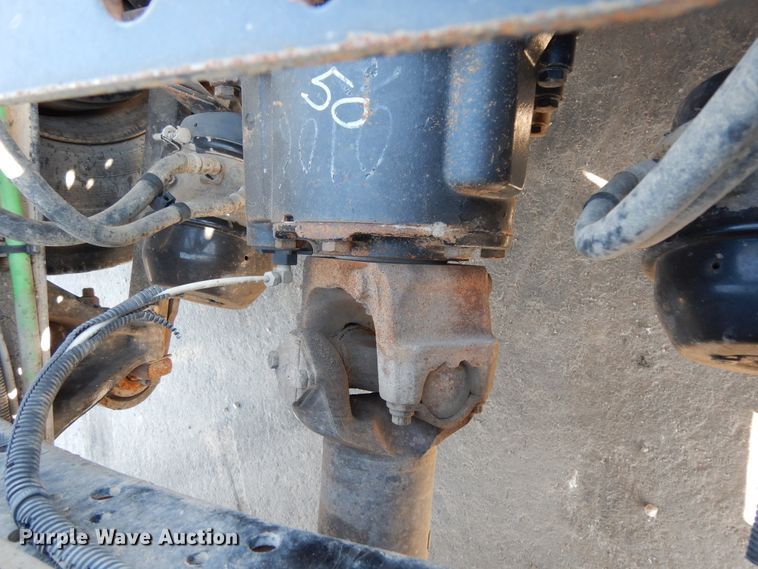 image for item DJ6685 2007 Freightliner Columbia  semi truck