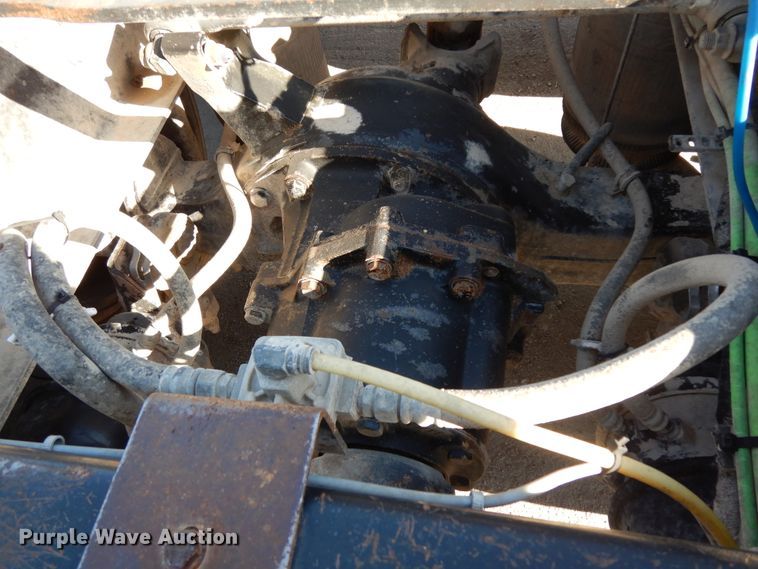 image for item DJ6686 2007 International 8600  semi truck