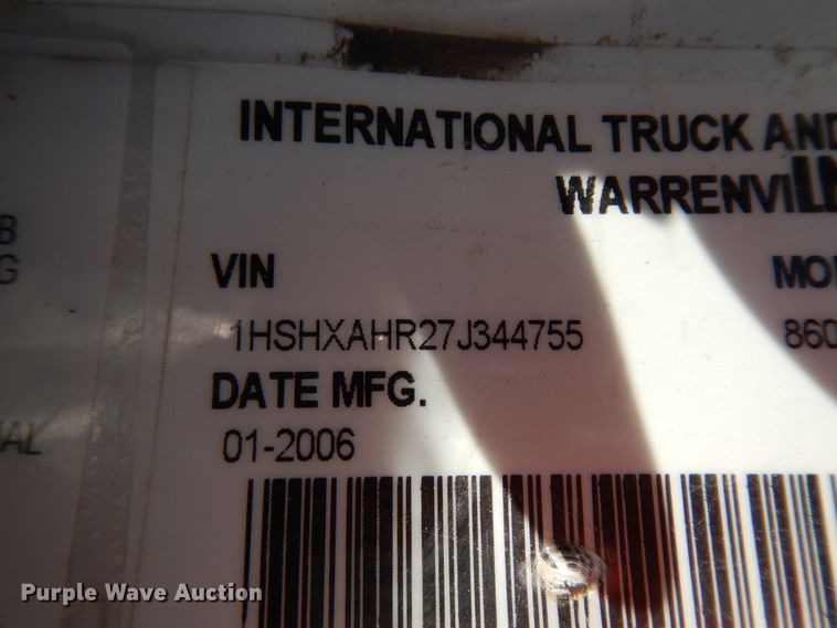 image for item DJ6686 2007 International 8600  semi truck
