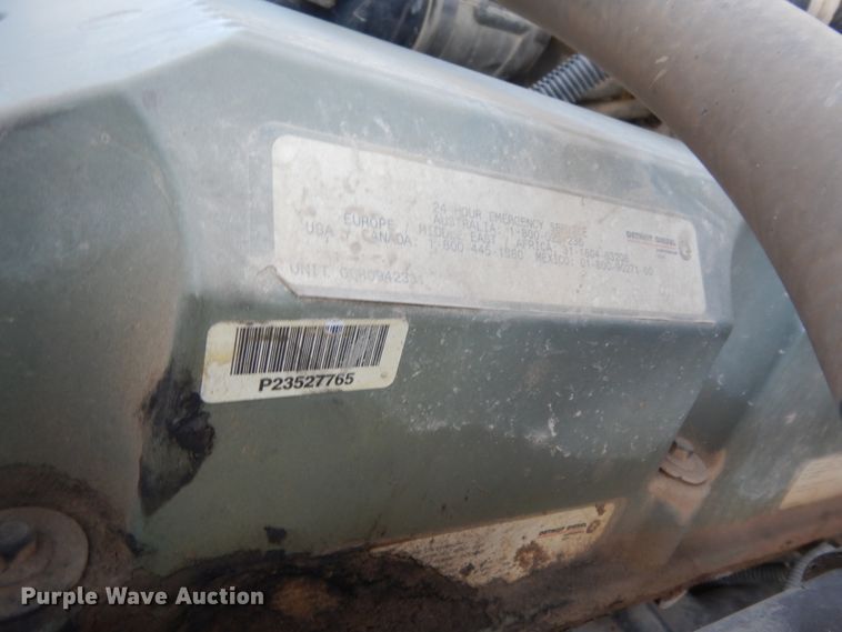 image for item DJ6687 2007 Freightliner Columbia 120  semi truck