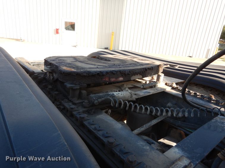 image for item DJ6687 2007 Freightliner Columbia 120  semi truck