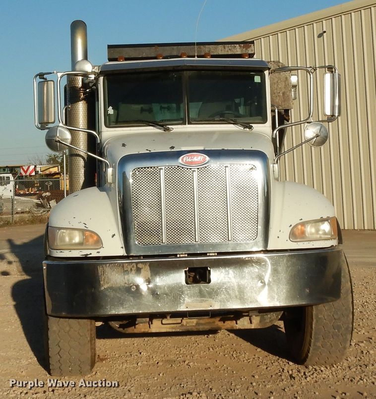 image for item DJ6688 2009 Peterbilt 340  dump truck
